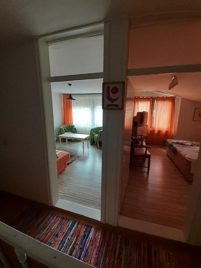 Rooms & Apartment Gh Pasha Tuzla Kamer foto