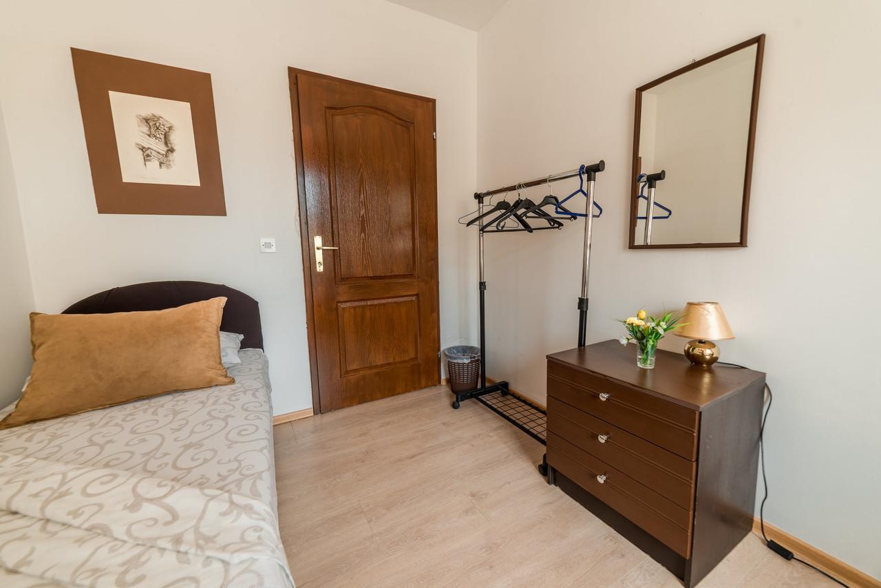 Rooms & Apartment Gh Pasha Tuzla Kamer foto
