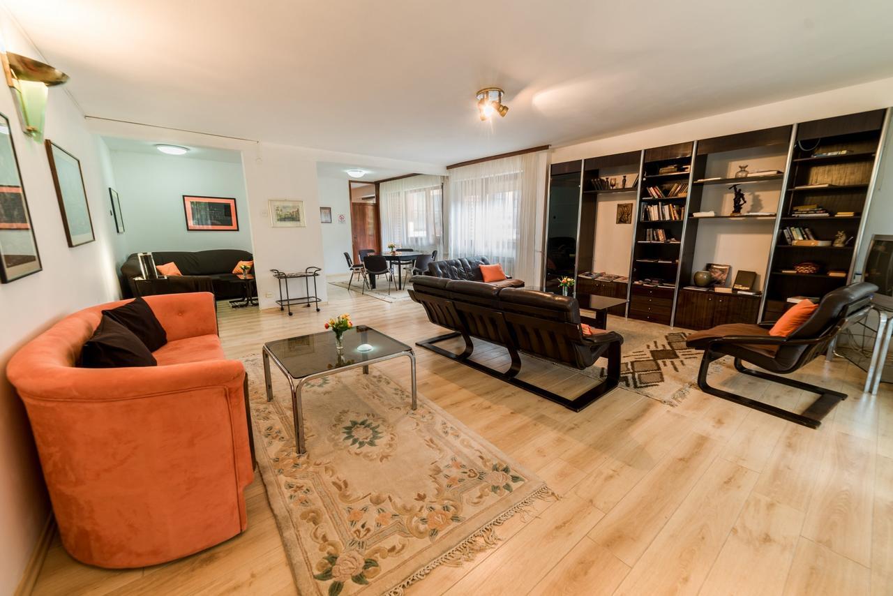 Rooms & Apartment Gh Pasha Tuzla Buitenkant foto