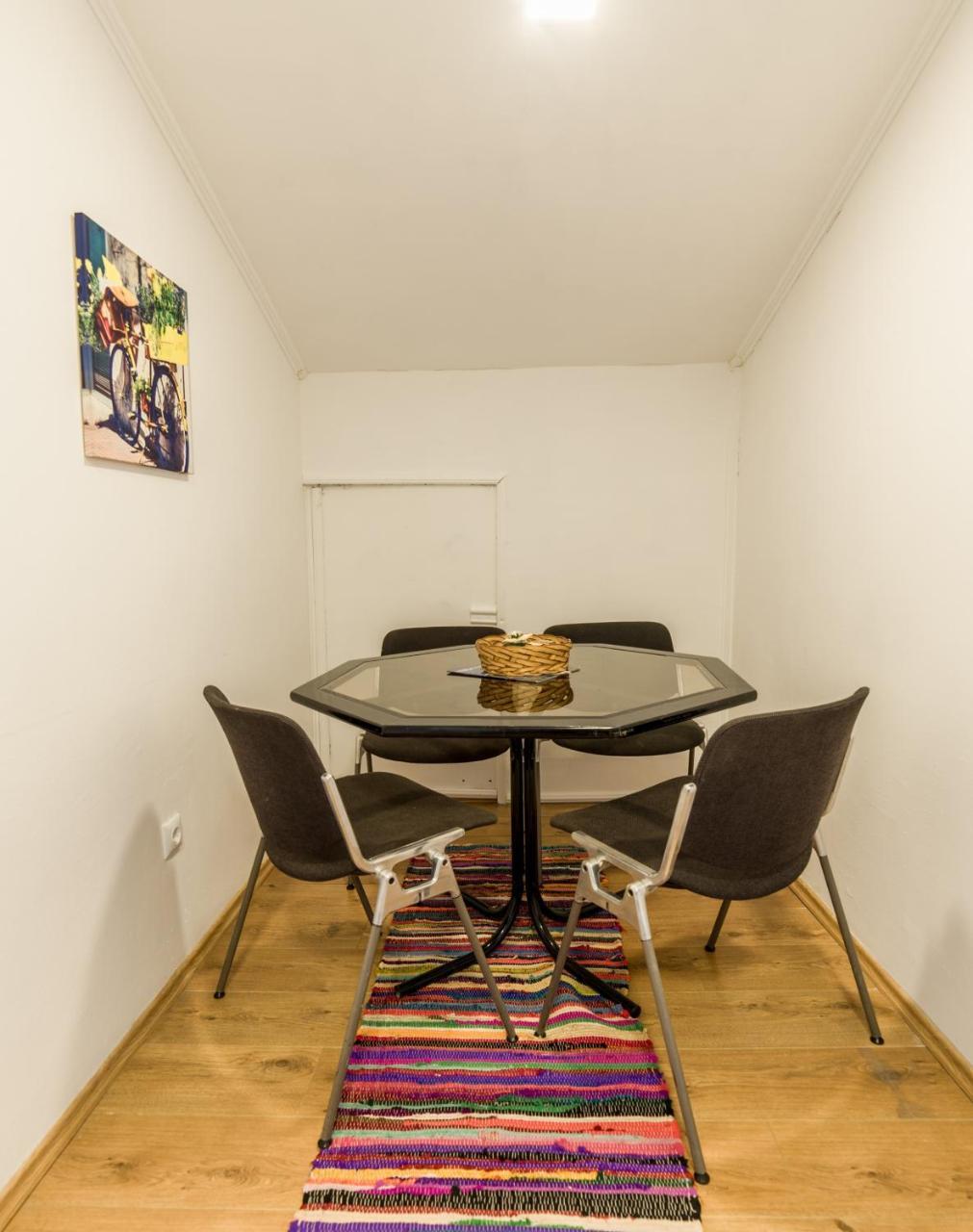 Rooms & Apartment Gh Pasha Tuzla Buitenkant foto